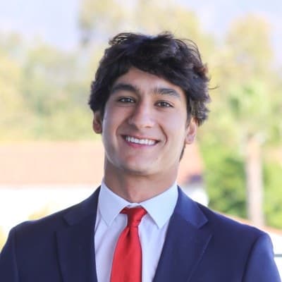 Arman Dashti headshot