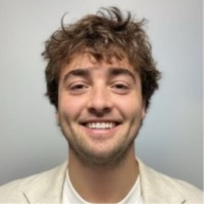 Sean Mihelich headshot